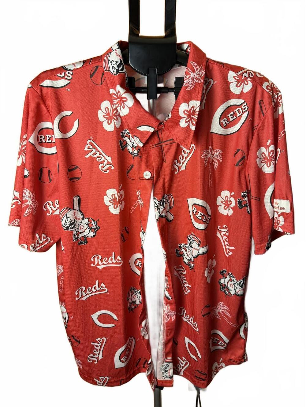 Cincinnati Reds Hawaiian Style Short Sleeve Button-Up Shirt sz XL ALL OVER